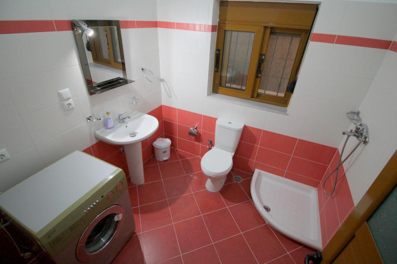 Villa 24 Sarandë Exteriör bild