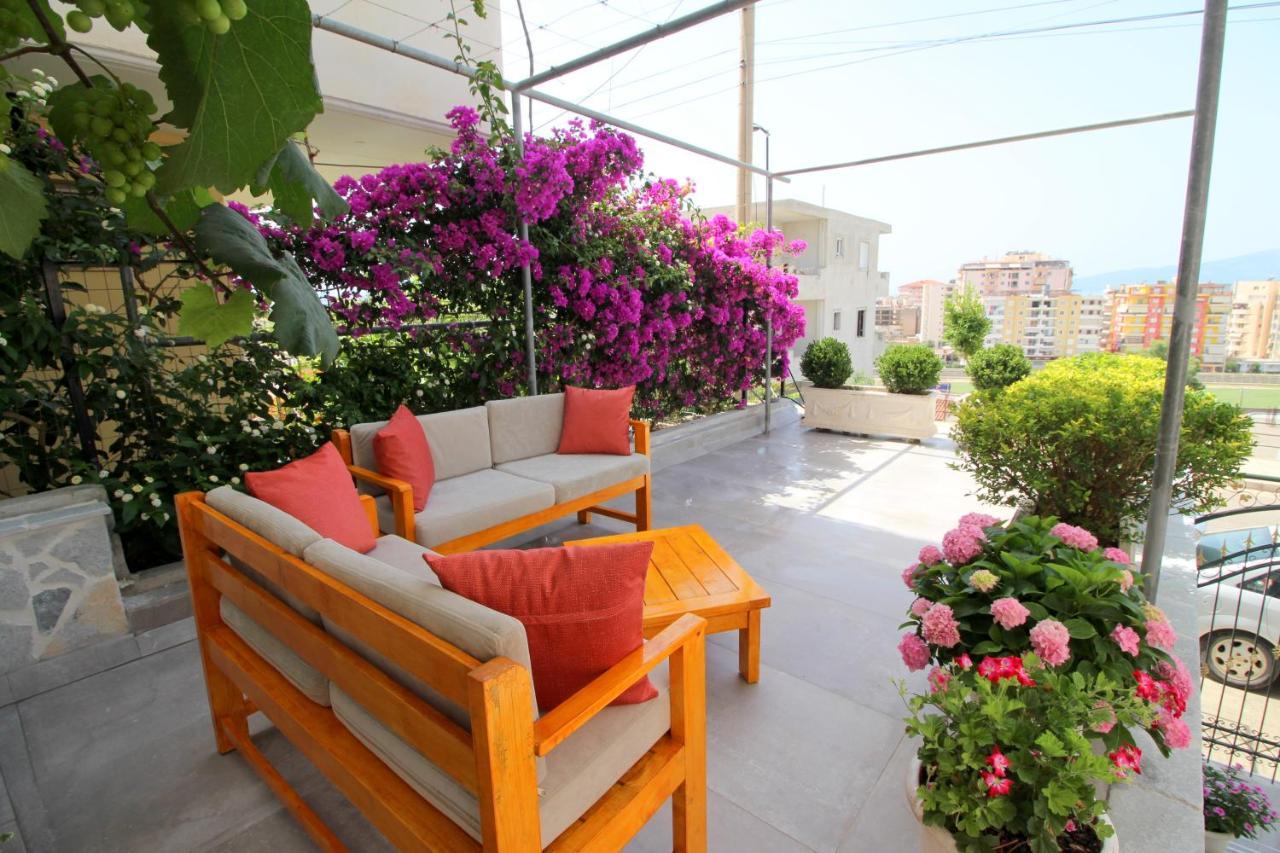 Villa 24 Sarandë Exteriör bild